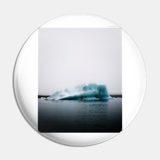 Minimalist moody Iceberg in Iceland&#39;s Glacier Lagoon – Landscape Photography Pin