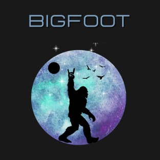 Bigfoot night sky gift T-Shirt