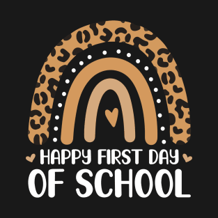 Leopard Rainbow Kindergarten Teacher First Day Of School T-Shirt