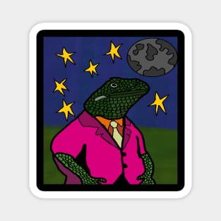 lizard looking at moon Magnet