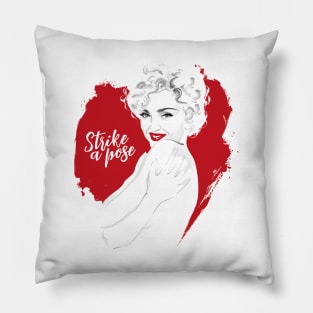 Strike a pose Pillow