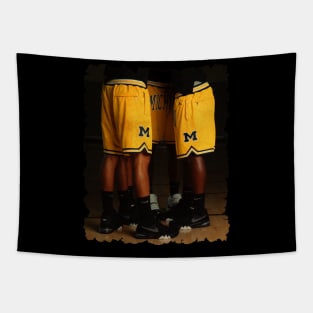 basketball team vintage Tapestry