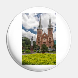 Notre Dame Pin