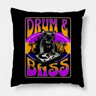 DRUM AND BASS  - Psychedelic Cat DJ (orange/purple) Pillow