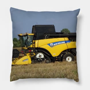 Combine out in the field Pillow