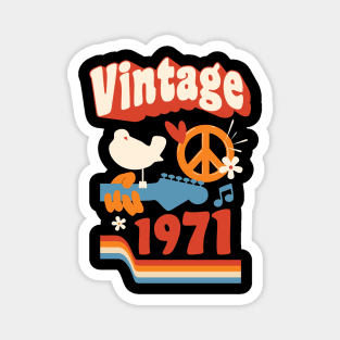 Vintage 1971 - Woodstock Style Magnet