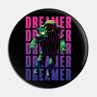 Dreamer Astronaute Pin