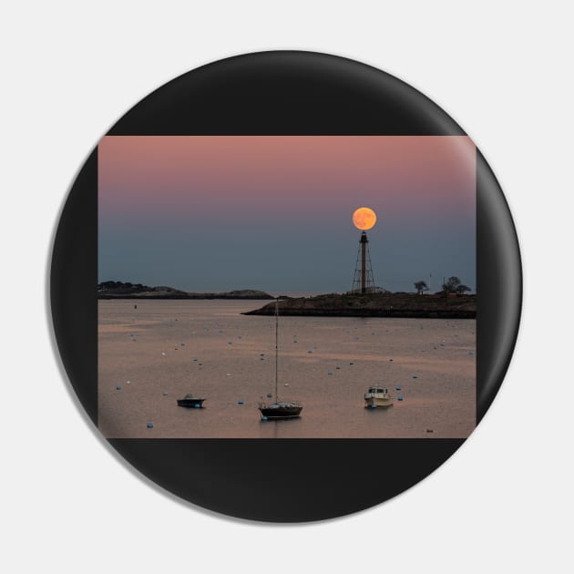 Supermoon balancing on the Marblehead Light Tower in Marblehead MA Pin by WayneOxfordPh