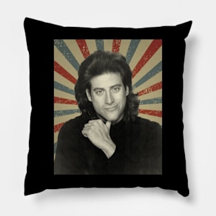 Richard Lewis Pillow