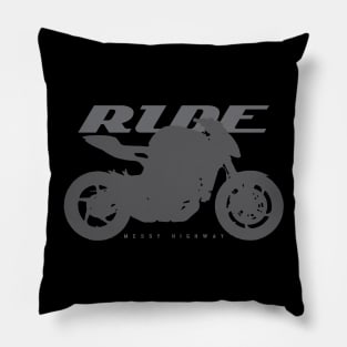 Ride brutale 800 Pillow