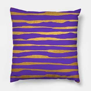 Deep Purple Gold colored abstract lines pattern Pillow