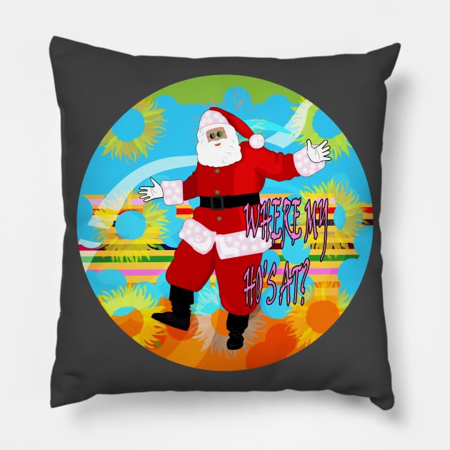 Santa Claus Pillow by momomoma