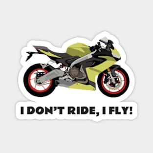 I don't ride, I fly! Aprilia RS 660 Magnet