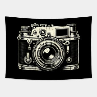 Vintage Retro Camera T-Shirt: Classic Photographer Tee Tapestry