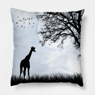 Giraffe In nature Pillow