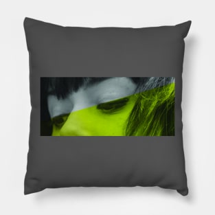 Close up eyes - green Pillow