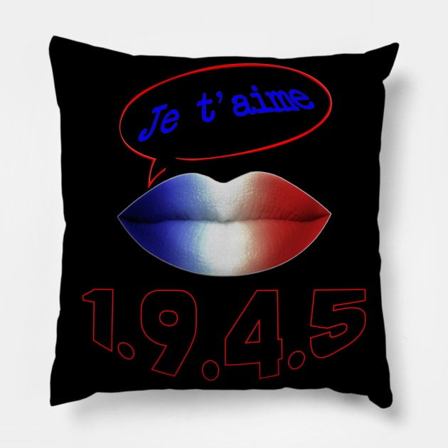 JE TAIME FRENCH KISS 1945 HISTORY Pillow by ShamSahid