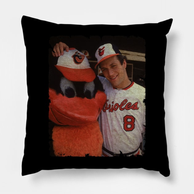 Cal Ripken, Jr. - 1 Home Run Pillow by PESTA PORA