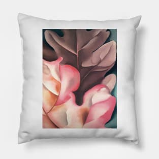 georgia okeeffe - In Oak Leaves, Pink and Gray Pillow