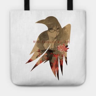 Raven's cloak sprinkled with blood Tote