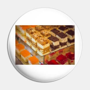 Cake Bakery Tray Pin