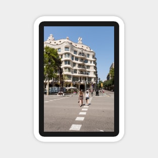 Casa Mila Magnet