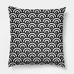 Undercutting Circles Pillow