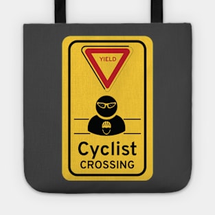 Cyclist crossing Tote