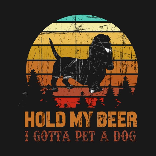 Holding My Beer I Gotta Pet This Basset Hound by Walkowiakvandersteen