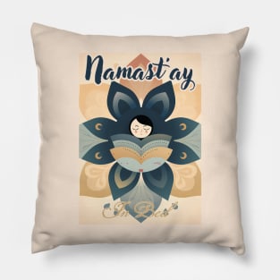 Namast'ay in bed - Mandala Pillow