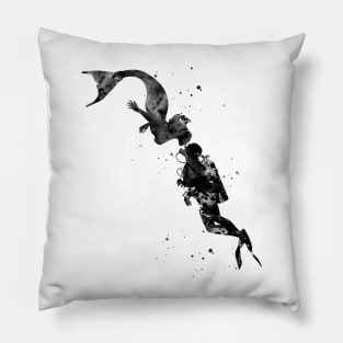 Mermaid kissing a sea diver Pillow