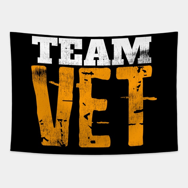 V.E.T. Shirt TEAM VET T-Shirt Distressed Tapestry by Swagazon