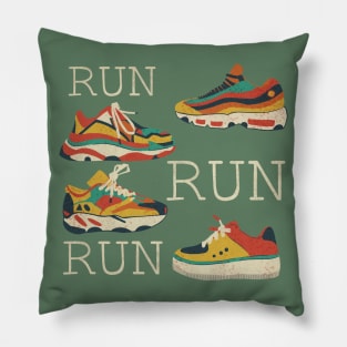 Sneakers run print 2 Pillow