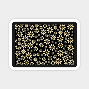 Unique Flower Pattern Magnet