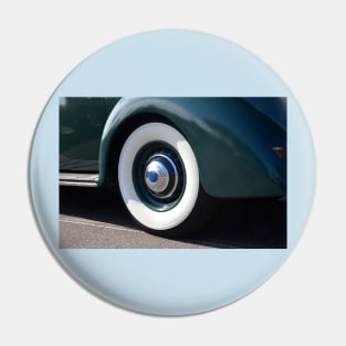 1939 Lincoln Pin
