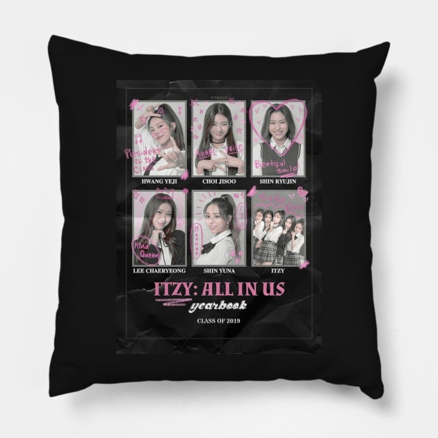 Itzy Pillow by Sajiiii