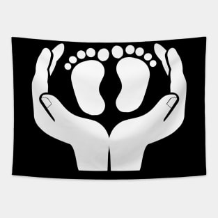 Hands holding baby feet silhouette Tapestry