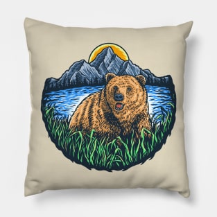 bear wild mountain sunset Pillow