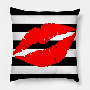 Kiss Pillow