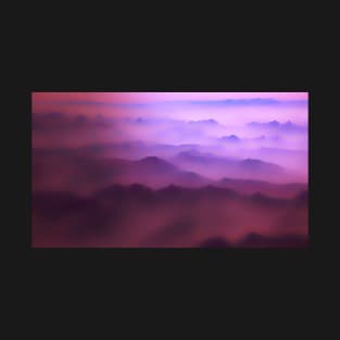 Misty Mountains - unearthly landscape with mountain peaks in pink and purple (airbrush style) T-Shirt