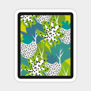 White strawberries and green leaves Magnet