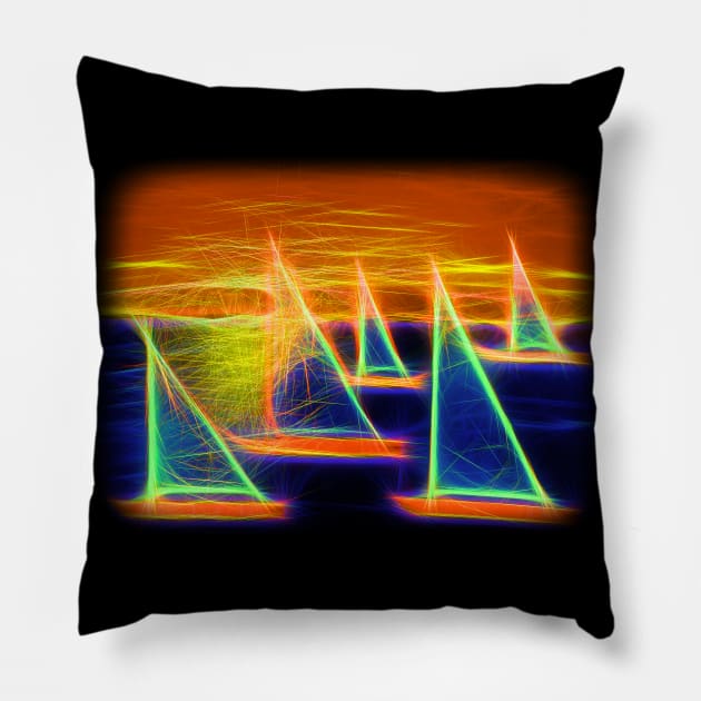 Kreatives Segeln im Sonnenuntergang Pillow by wolliholli