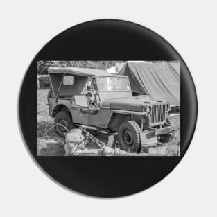 World War 2 military jeep Pin