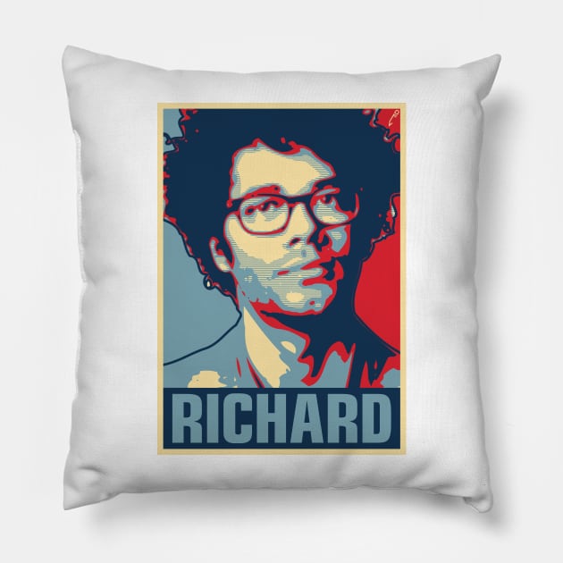 Richard Pillow by DAFTFISH