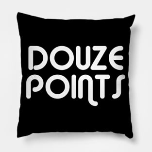 DOUZE POINTS Pillow