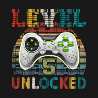 VINTAGE LEVEL 5 UNLOCKED GIFT T-Shirt