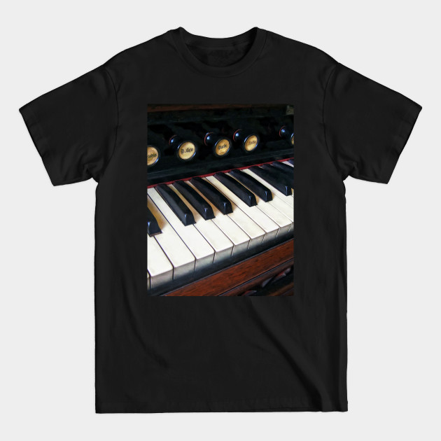 Discover Organ Keyboard Closeup - Organ - T-Shirt