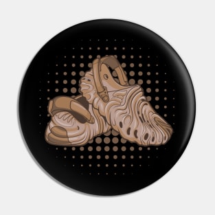 Kuwata Pollex Salehe Clog Pin