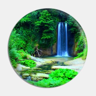 Long-exposure shot of Cascata dell'Antico Mulino in Sarnano Pin