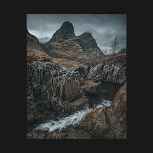 'And down by the River Coe we shall go', Glencoe, Scottish Highlands T-Shirt